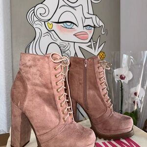 Suade Pink boots